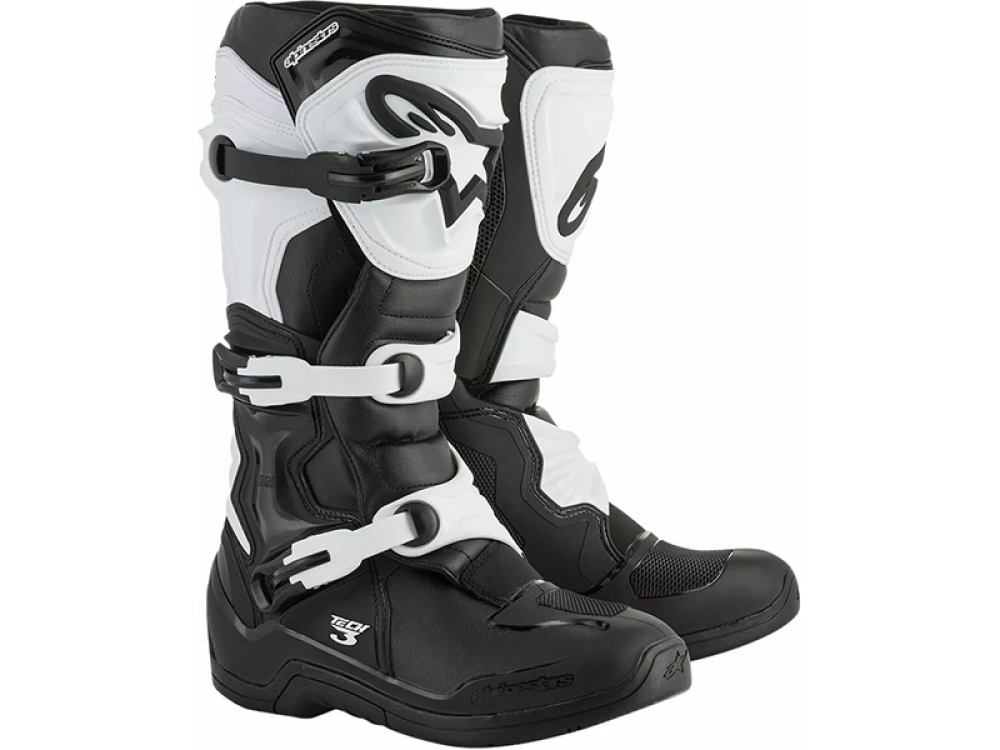 Tech 3 black-white